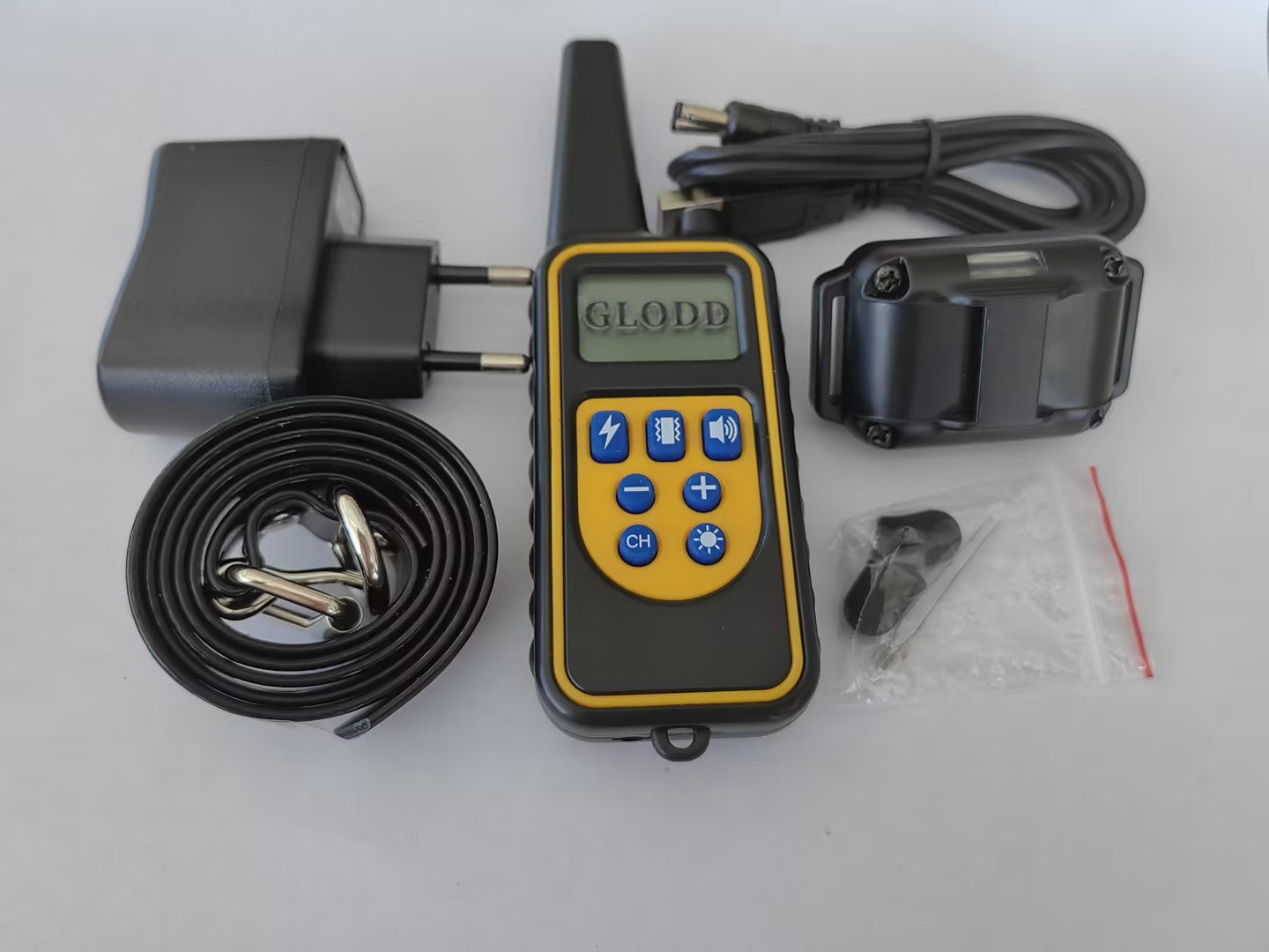 Rechargeable Remote Control Electronic collars to train animals