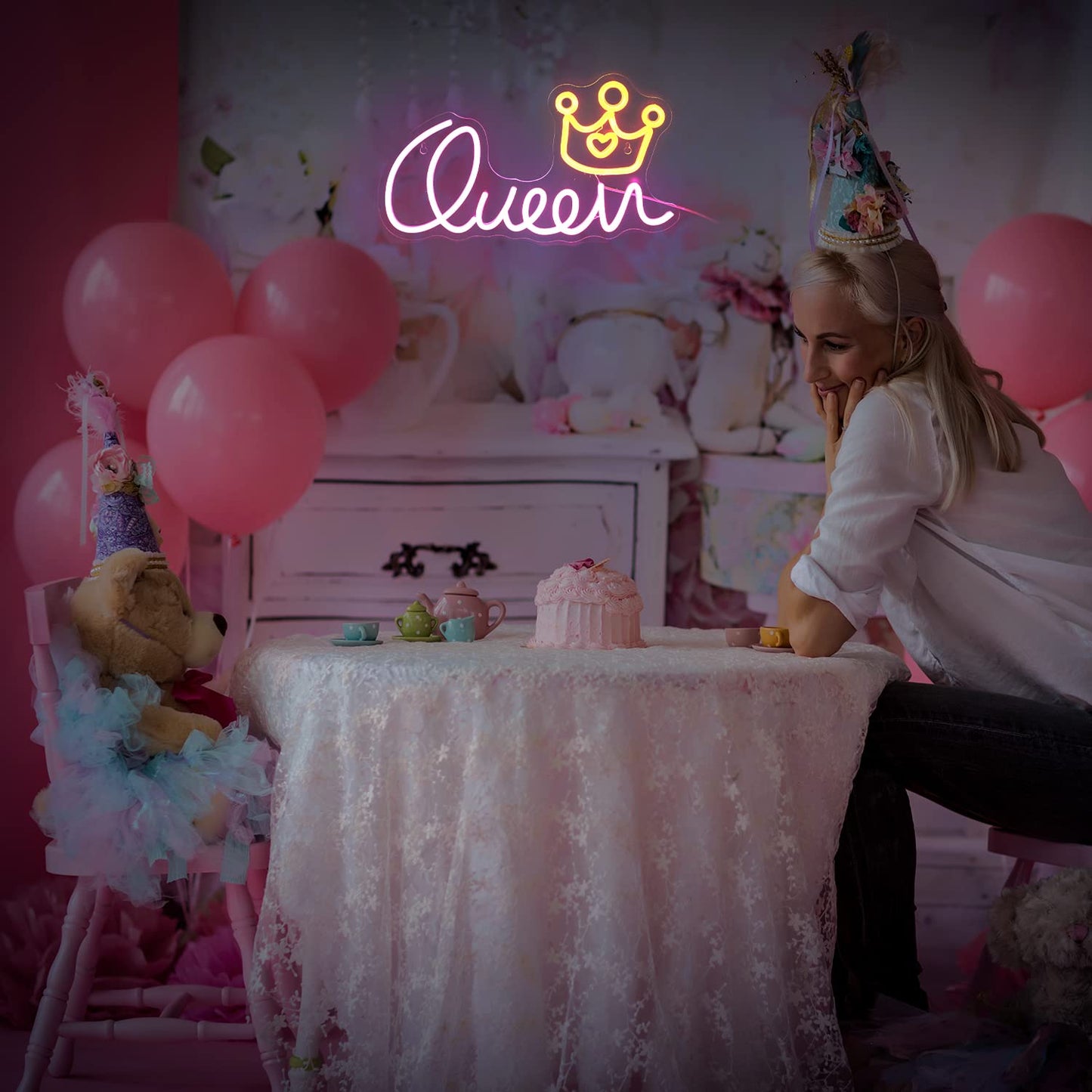 Queen Neon